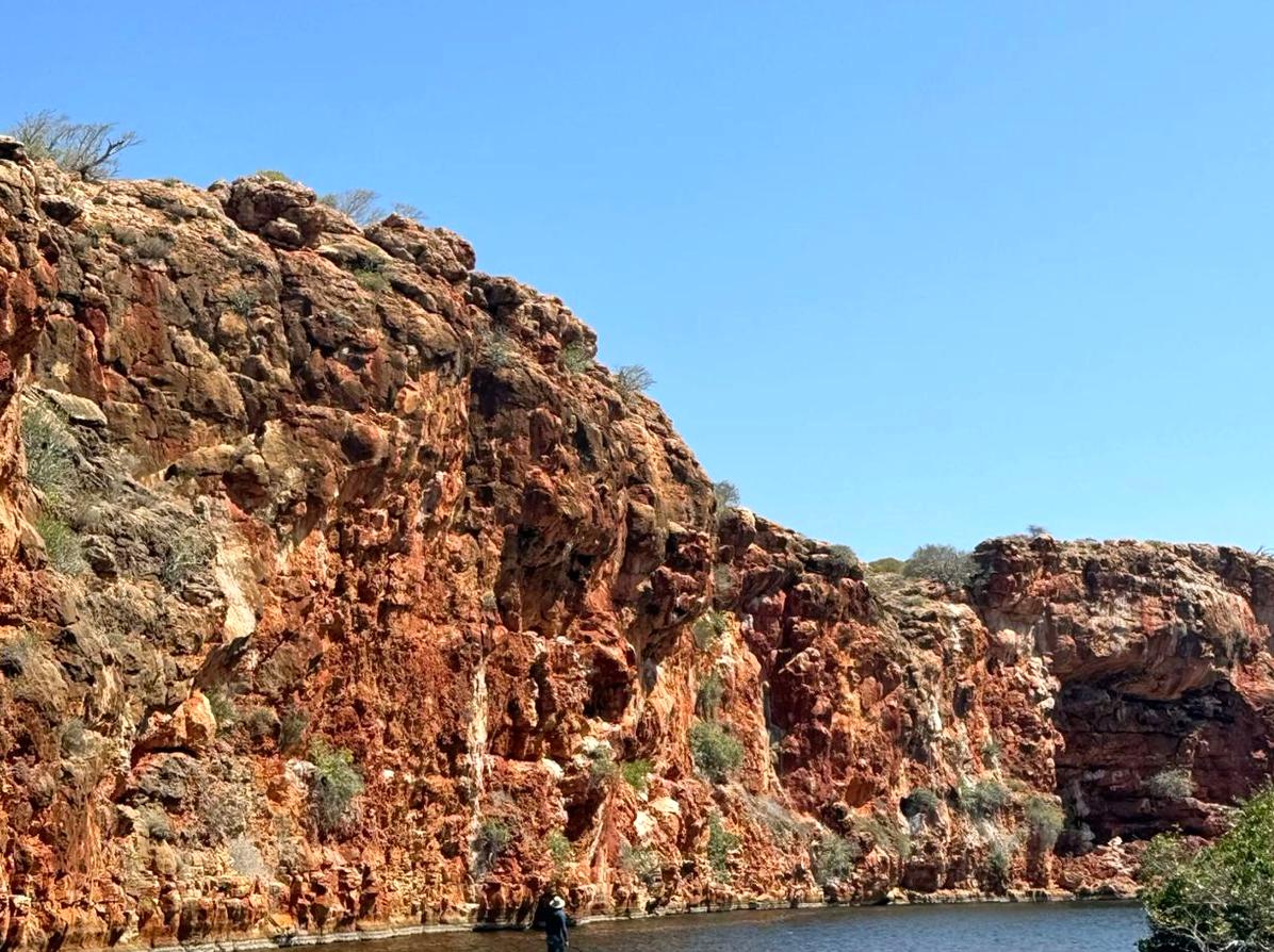 acenetworksllc | Exploring Yardie Creek: Wildlife and Scenery